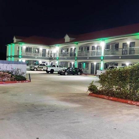 Palace Inn Addicks Экстерьер фото