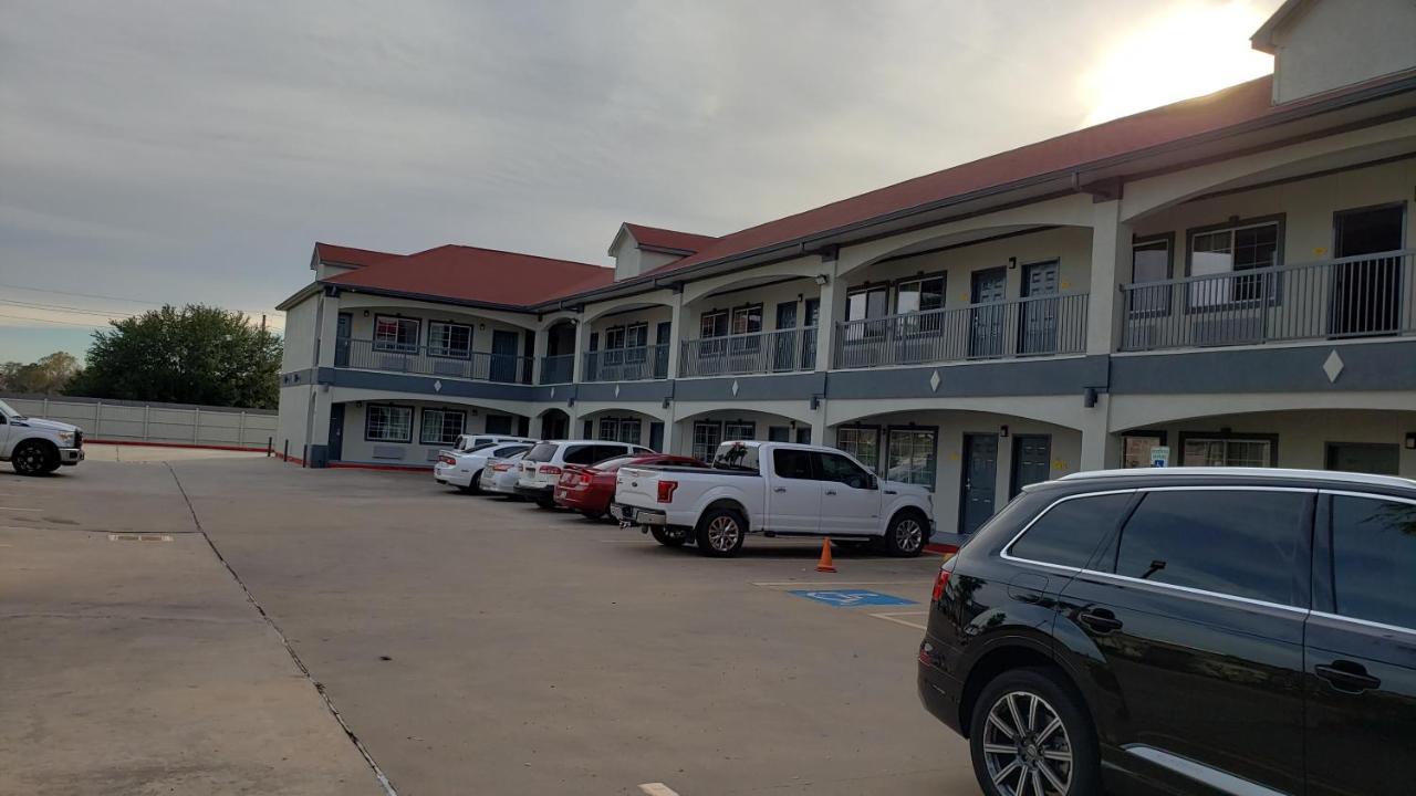 Palace Inn Addicks Экстерьер фото