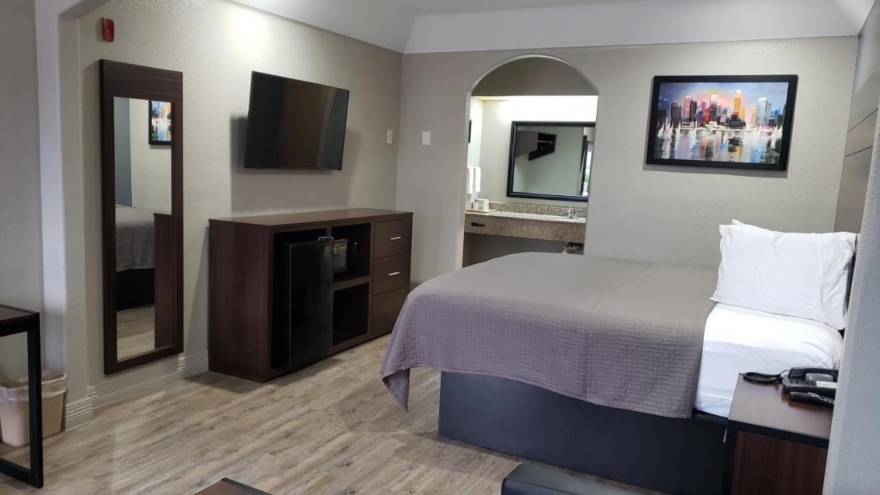 Palace Inn Addicks Экстерьер фото